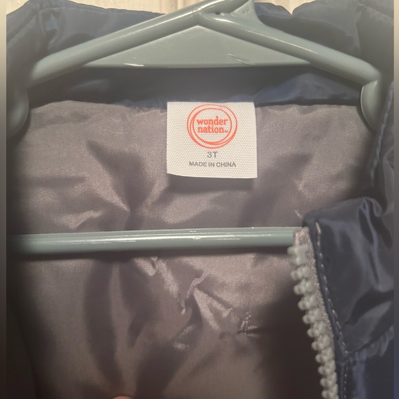 Wonder Nation Navy and Gray Vest - Picture 4 of 5